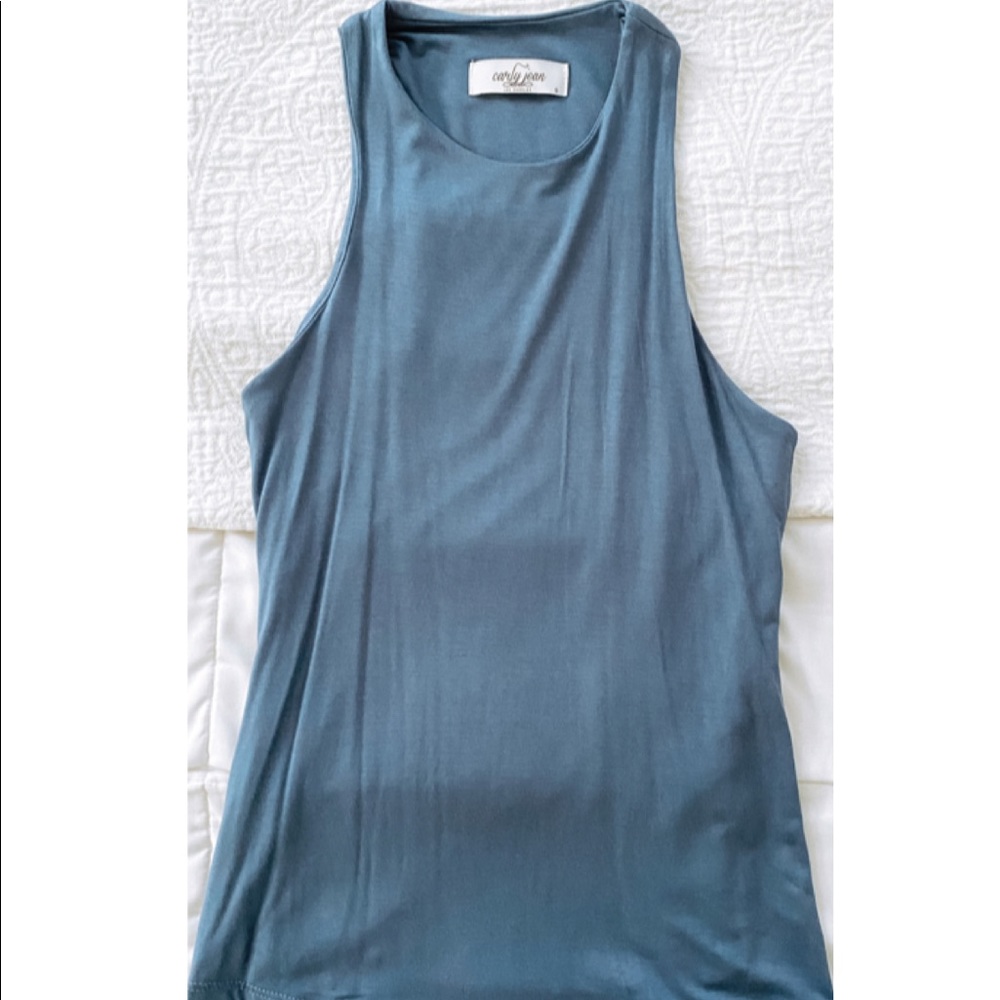 Short sleeve, racer back style top
